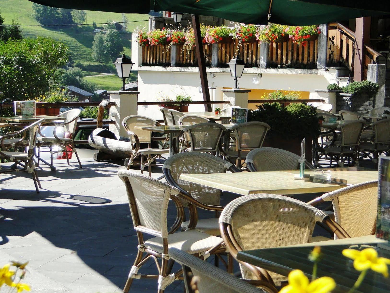 Logis Hotel Les Ancolies Arêches Dış mekan fotoğraf