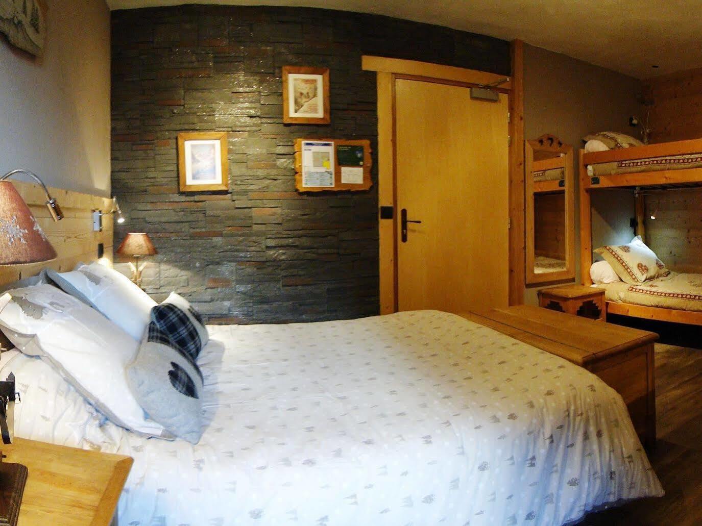 Logis Hotel Les Ancolies Arêches Dış mekan fotoğraf